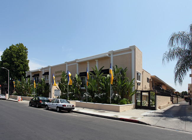 Encino Manor in Encino, CA - Foto de edificio - Building Photo