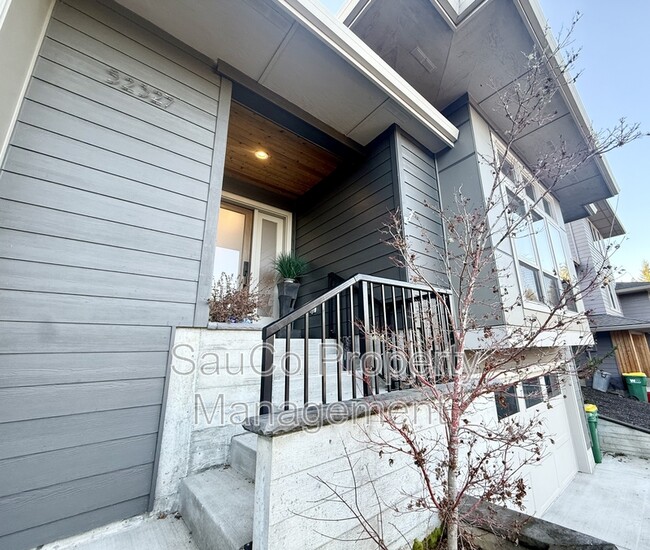 52327 Ashley Ct in Scappoose, OR - Building Photo - Building Photo