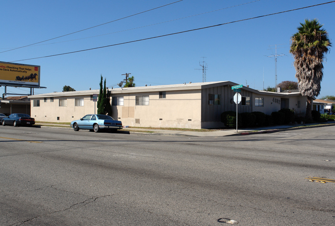 4802 W 141st St in Hawthorne, CA - Building Photo