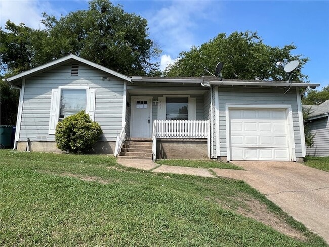 property at 222 N Ricketts St