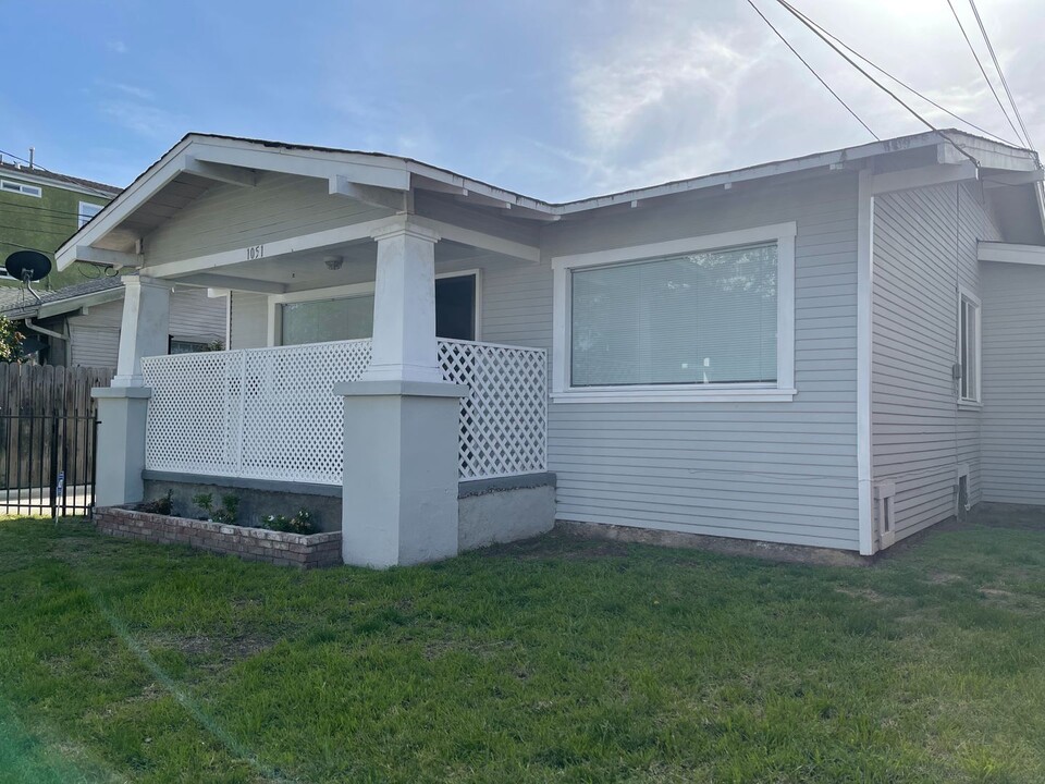 1051 Temple Ave-Unit -Front House in Long Beach, CA - Building Photo