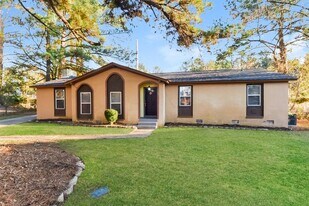 1608 Darnell Rd in Columbia, SC - Building Photo