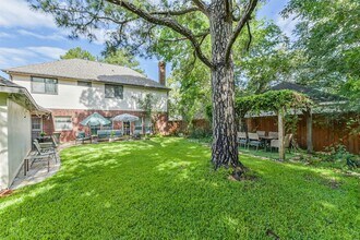 1306 N Gabriel River Cir in Sugar Land, TX - Building Photo - Building Photo