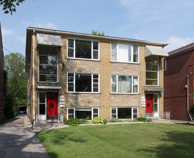 233-235 High Park Ave in Toronto, ON - Building Photo - Primary Photo