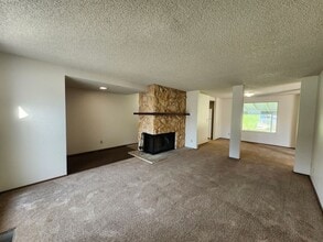1709 S Rainier Pl in Kennewick, WA - Building Photo - Building Photo