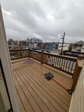 4742 N Sawyer Ave, Unit #2 in Chicago, IL - Foto de edificio - Building Photo