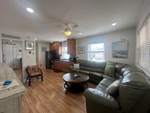9010 Atlantic Ave in Margate City, NJ - Building Photo - Building Photo