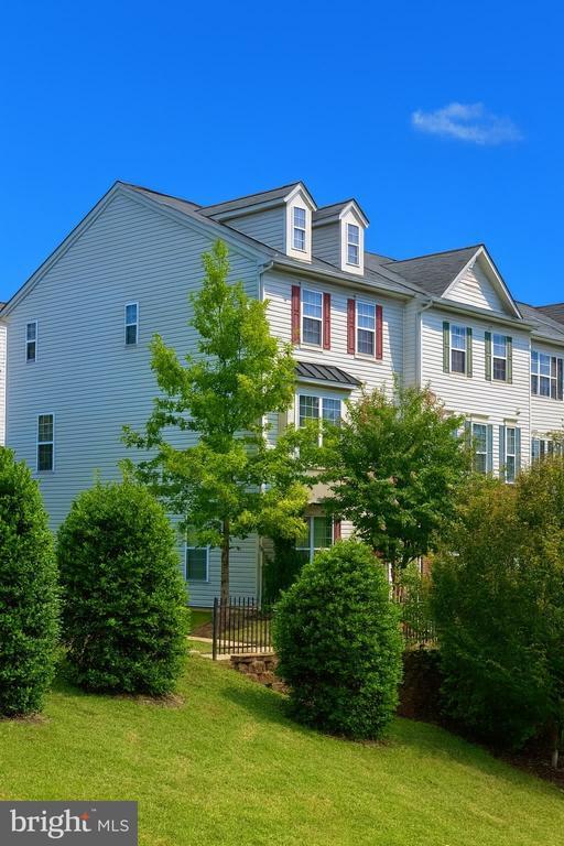 property at 18322 Woodhouse Ln