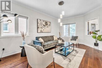 30 Painted Rock Ave in Richmond Hill, ON - Building Photo - Building Photo