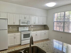 10873 Windsor Walk Dr in Orlando, FL - Building Photo - Building Photo