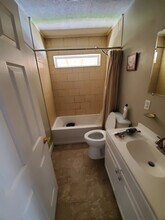 158 Leeward Ave in Huntington, WV - Building Photo - Building Photo