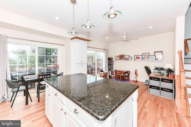47328 Rock Falls Terrace in Sterling, VA - Building Photo - Building Photo