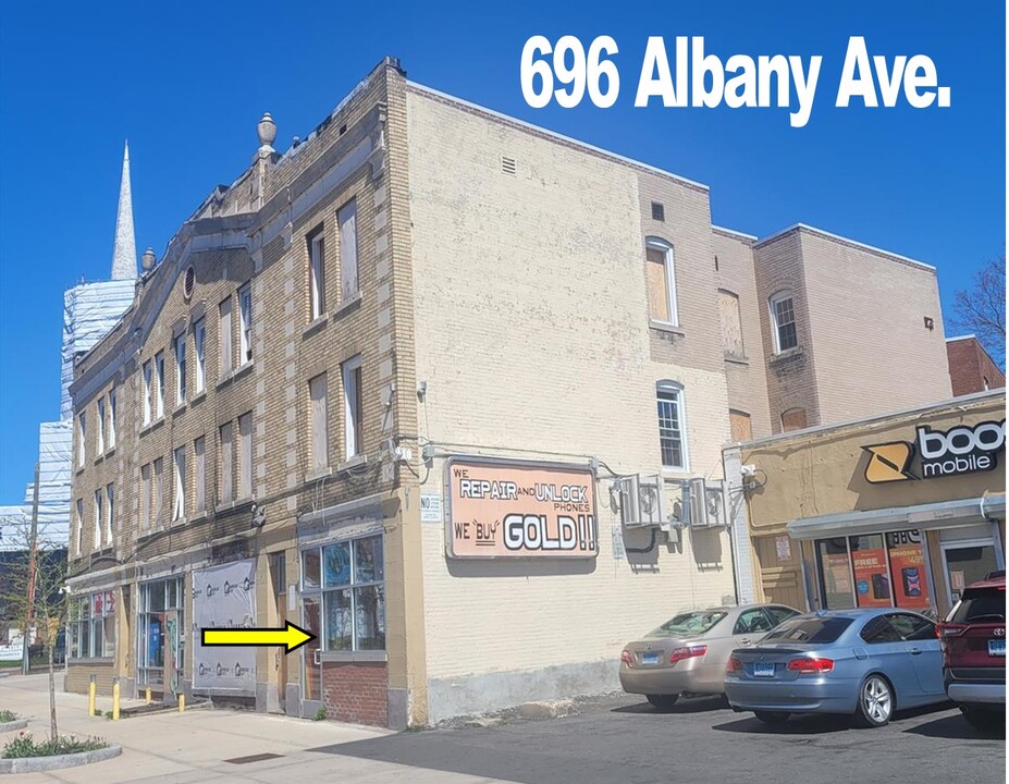 696-714-714 Albany Ave in Hartford, CT - Foto de edificio