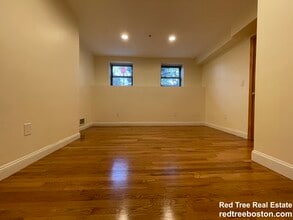 1801 Beacon St in Brookline, MA - Building Photo - Building Photo