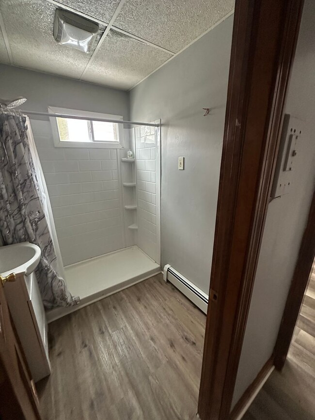 43 Prospect St in Ludlow, MA - Building Photo - Building Photo