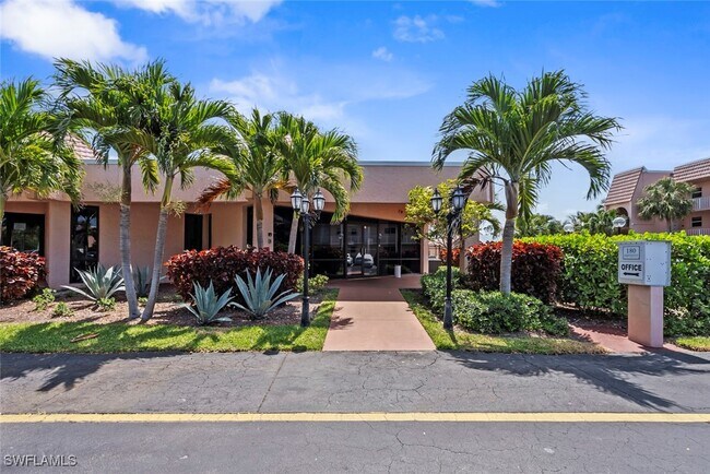 property at 400 Forest Lakes Blvd