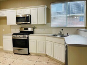 14118 Millglen Ct in Sugar Land, TX - Building Photo - Building Photo