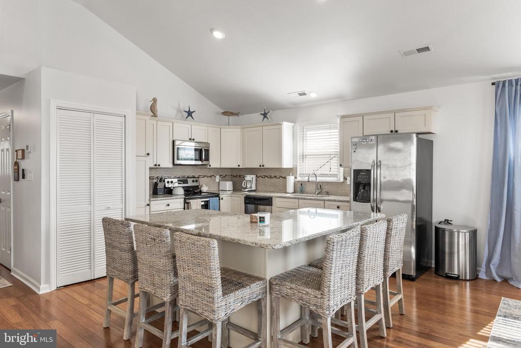 1527 Bay Ave in Ocean City, NJ - Building Photo