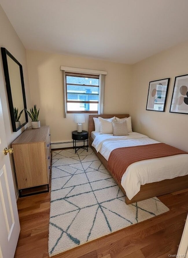 216 Hill Ave in Elmont, NY - Building Photo - Building Photo