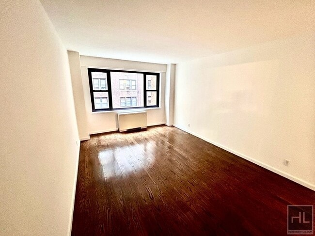 EAST 56 STREET, Unit 9D