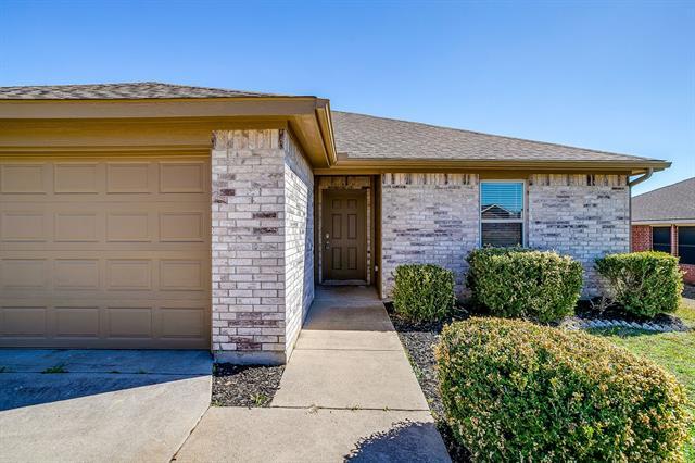 2417 Buffalo Run in Burleson, TX - Building Photo - Building Photo