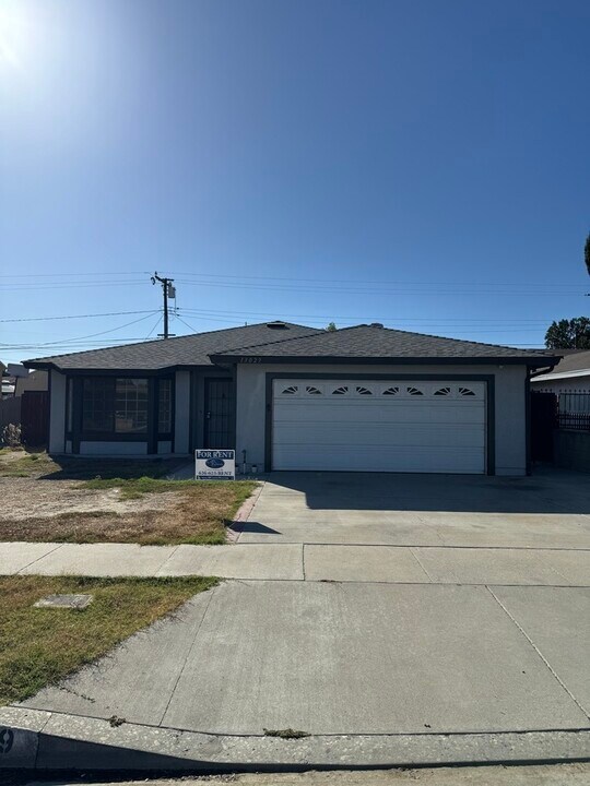 13029 Curtis and King Rd in Norwalk, CA - Building Photo
