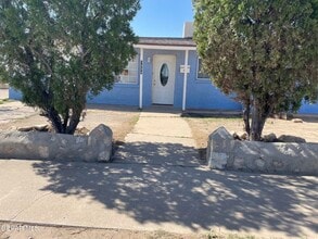5330 Delta Dr in El Paso, TX - Building Photo - Building Photo