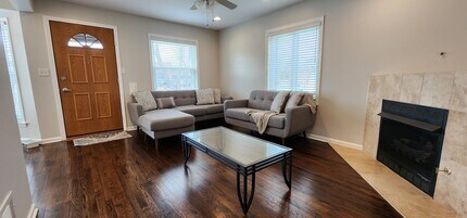 1831 S Cumberland Ave in Park Ridge, IL - Building Photo - Building Photo