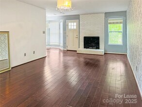 8509 Golf Ridge Dr in Charlotte, NC - Building Photo - Building Photo