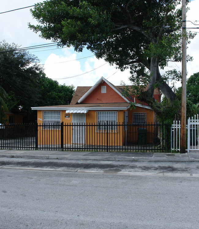 7748 NW 5th Ave in Miami, FL - Building Photo - Building Photo