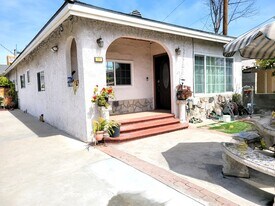 331 W Bencamp St in San Gabriel, CA - Building Photo