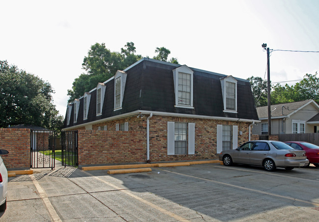 509-511 Fairmont St in Harvey, LA - Building Photo - Building Photo