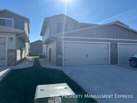 Sophisticated 3-Bedroom Home in Sioux Falls in Sioux Falls, SD - Building Photo