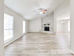2806 Quail Run Dr in Humble, TX - Building Photo - Building Photo