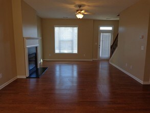 8119 Willowbank Way in Douglasville, GA - Building Photo - Building Photo