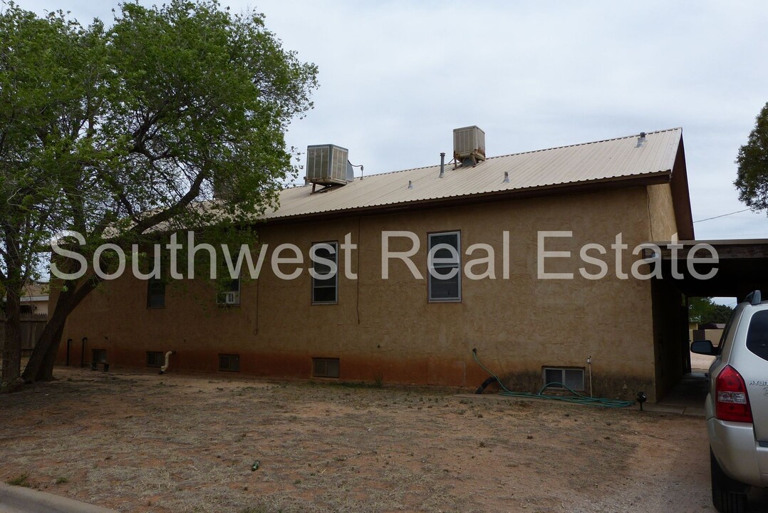 120 Navajo Rd-Unit -A in Clovis, NM - Building Photo