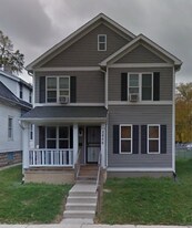 2862 N 21st St, Unit Upper in Milwaukee, WI - Building Photo