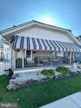 12 N Swarthmore Ave in Ventnor City, NJ - Building Photo - Building Photo
