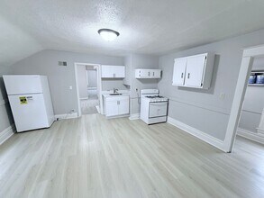 169 Sherburne Ave in St. Paul, MN - Building Photo - Building Photo