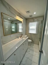 10 Cambell Ct in Deal, NJ - Foto de edificio - Building Photo