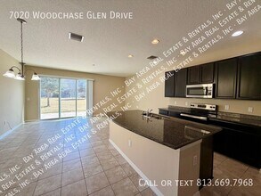 7020 Woodchase Glen Dr in Riverview, FL - Building Photo - Building Photo