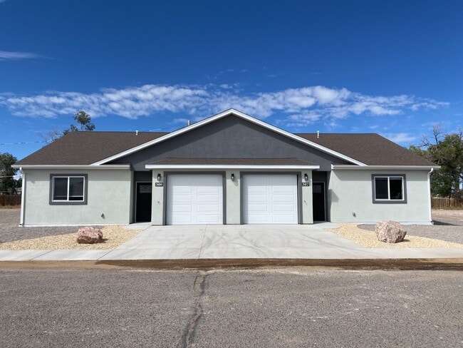 503 Crestone Ave in Alamosa, CO - Building Photo - Building Photo