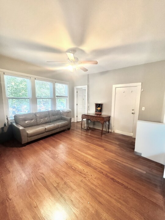 1448 W Fillmore St in Chicago, IL - Building Photo