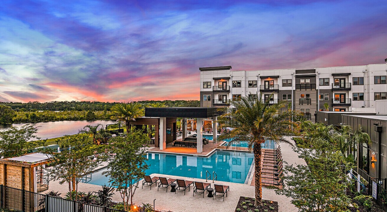Prado in Davenport, FL - Building Photo