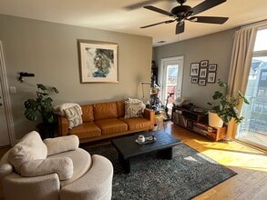 1710 N Whipple St, Unit 1710 N Whipple St in Chicago, IL - Foto de edificio - Building Photo