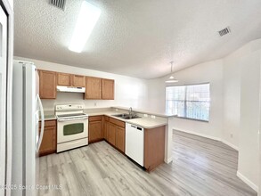 4042 Wilkes Dr in Melbourne, FL - Building Photo - Building Photo