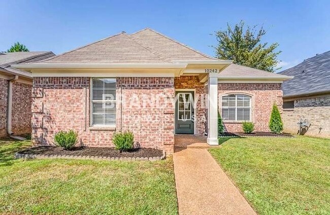 property at 10242 Evening Hill Dr