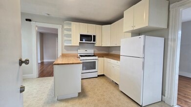 41 Willard St, Unit 41 Willard | Westville in New Haven, CT - Building Photo - Building Photo