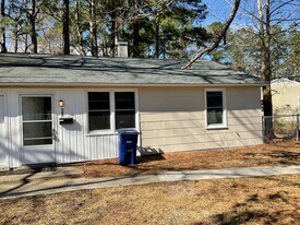 503 Elm St in Jacksonville, NC - Building Photo