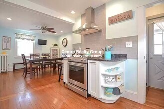 33 Harriet St, Unit #2 in Boston, MA - Building Photo - Building Photo
